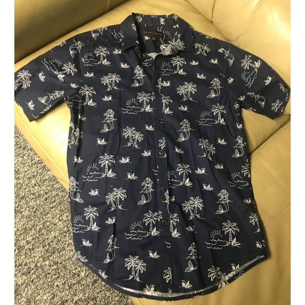 No Boundaries Men's Island Print Short Sleeve Button-up Shirt Size XS/XCH